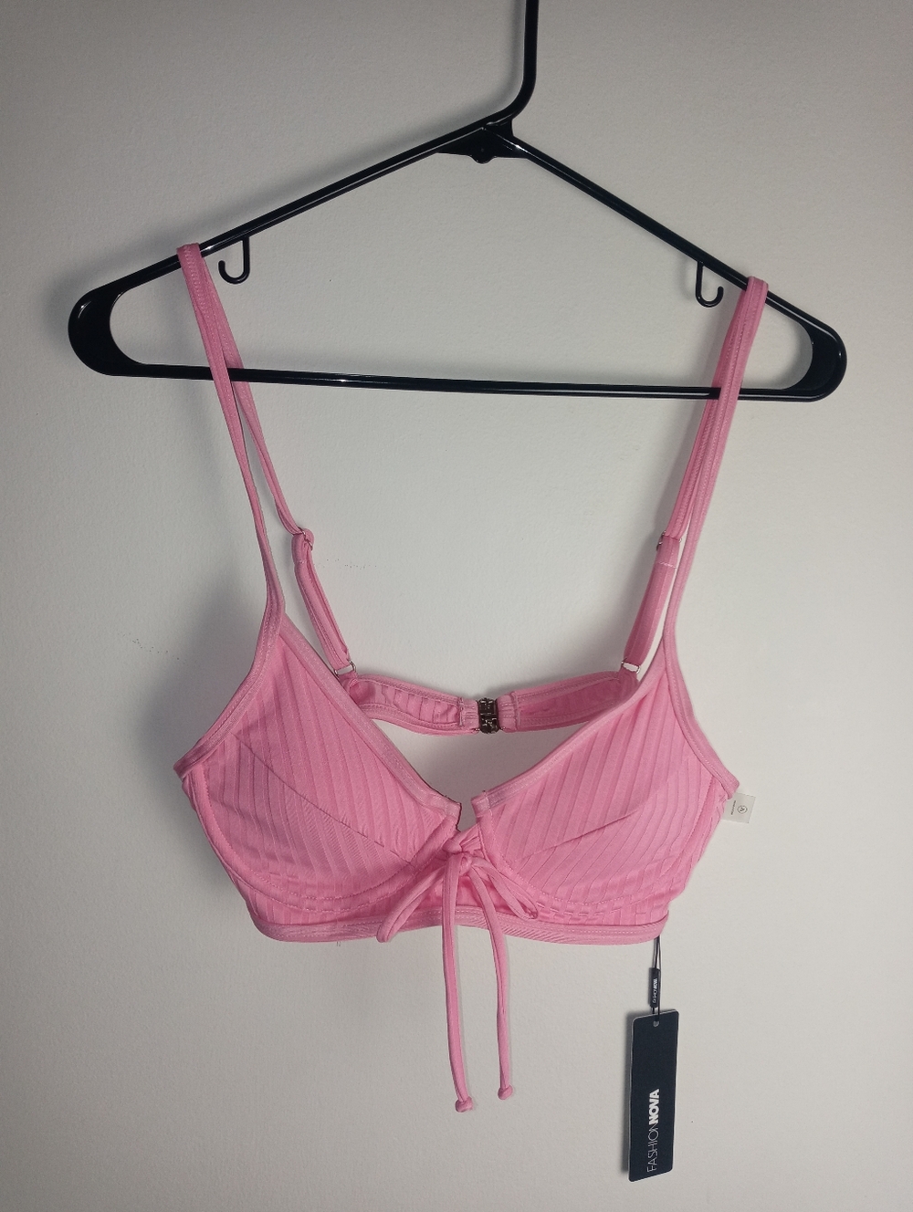 Fashion Nova Clara Bikini Top Size M